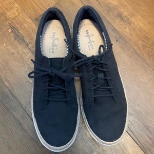 Clarks sneakers in navy